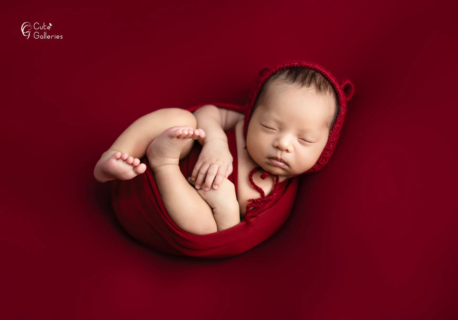 Newborn photography by Cute Galleries Kathmandu Nepal — portfolio image 10
