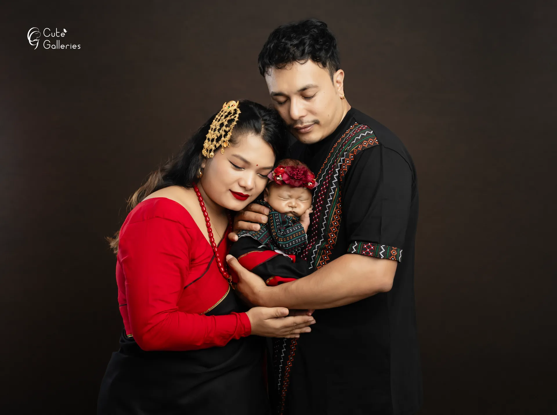 Newborn photography by Cute Galleries Kathmandu Nepal — portfolio image 13